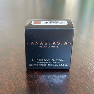 Anastasia Beverly Hills dipbrow pomade